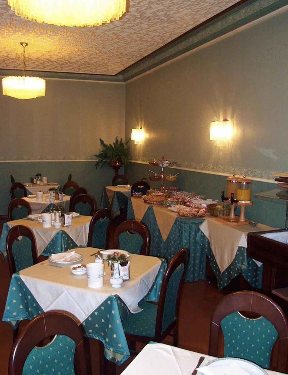 Hotel Milano Trieste Esterno foto