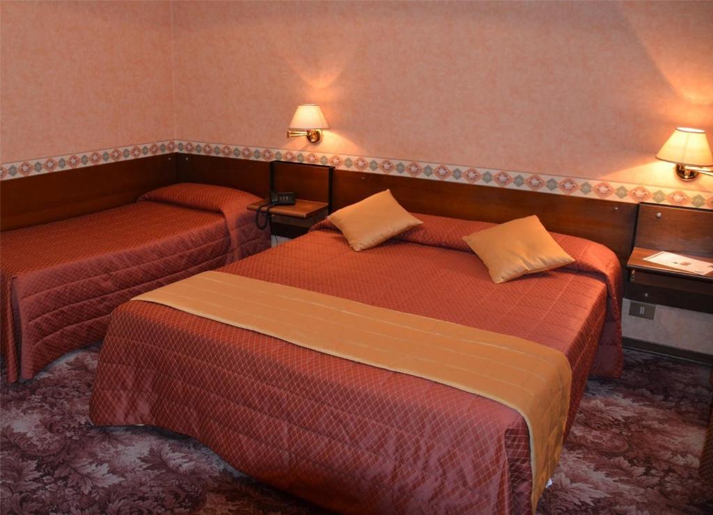 Hotel Milano Trieste Camera foto